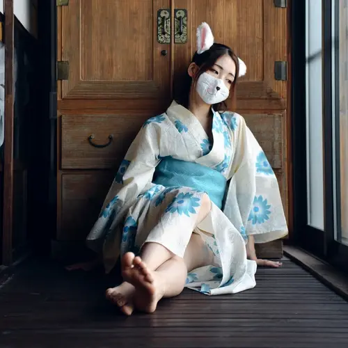 しろねこみゃあこ