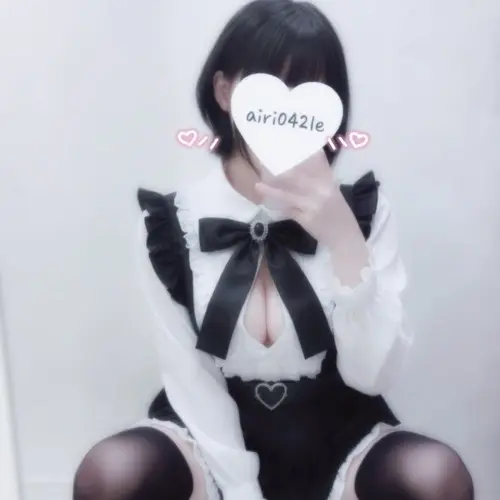 白乃あいり