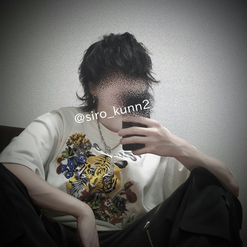 しろ